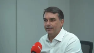 Tariflávio: crise com Trump expõe desgaste do bolsonarismo nas redes e pode prejudicar o Brasil