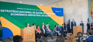 Nova lei cria estratégia para ampliar produção nacional de tecnologias da saúde