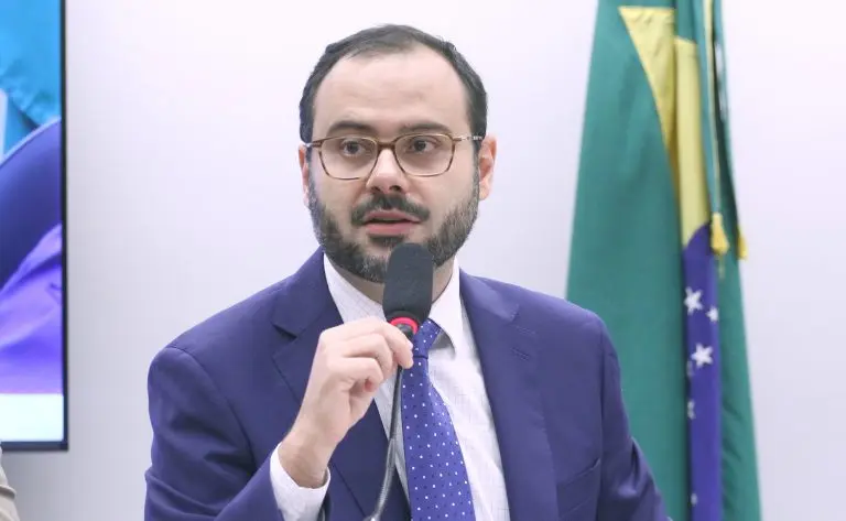Ministro Paulo Henrique Pereira durante audiência pública sobre MEI e Simples Nacional na Câmara