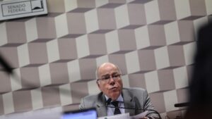 Chanceler Mauro Vieira participa de audiência no Congresso