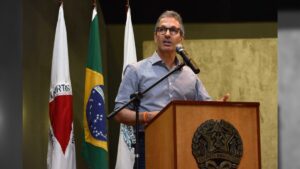 Zema defende comprovante impresso como amostra complementar à urna eletrônica
