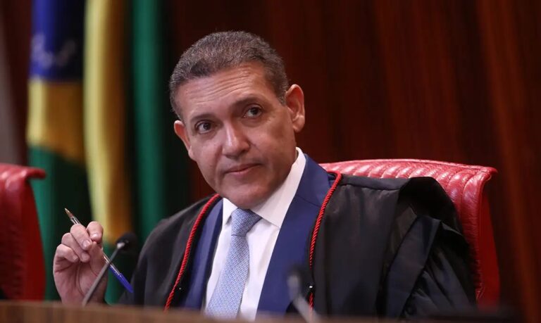 TSE fará nova reunião com embaixadores para explicar urnas 3 Imagem relacionada à reportagem: TSE fará nova reunião com embaixadores para explicar urnas