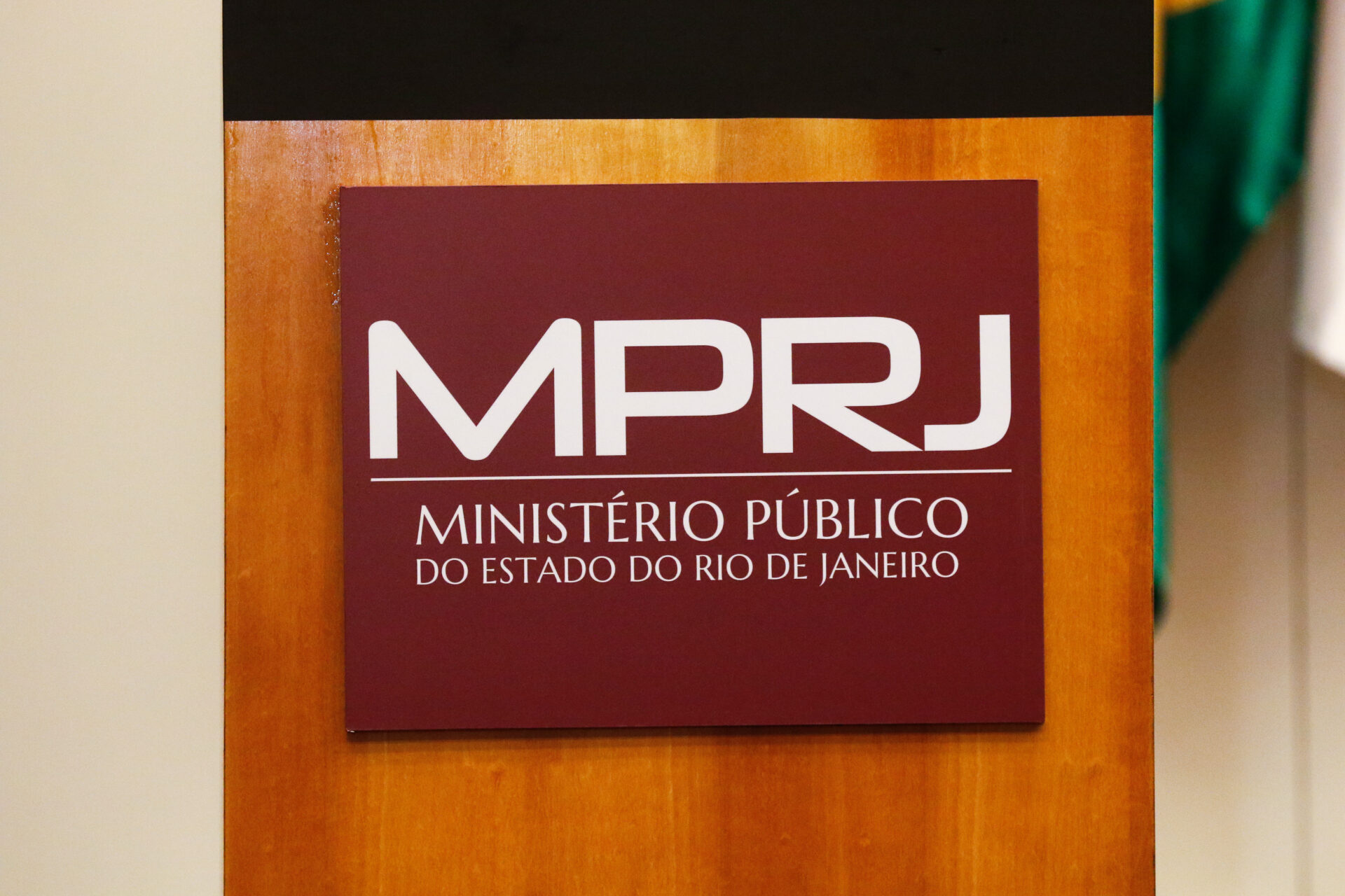 Placa do Ministério Público do Estado do Rio de Janeiro