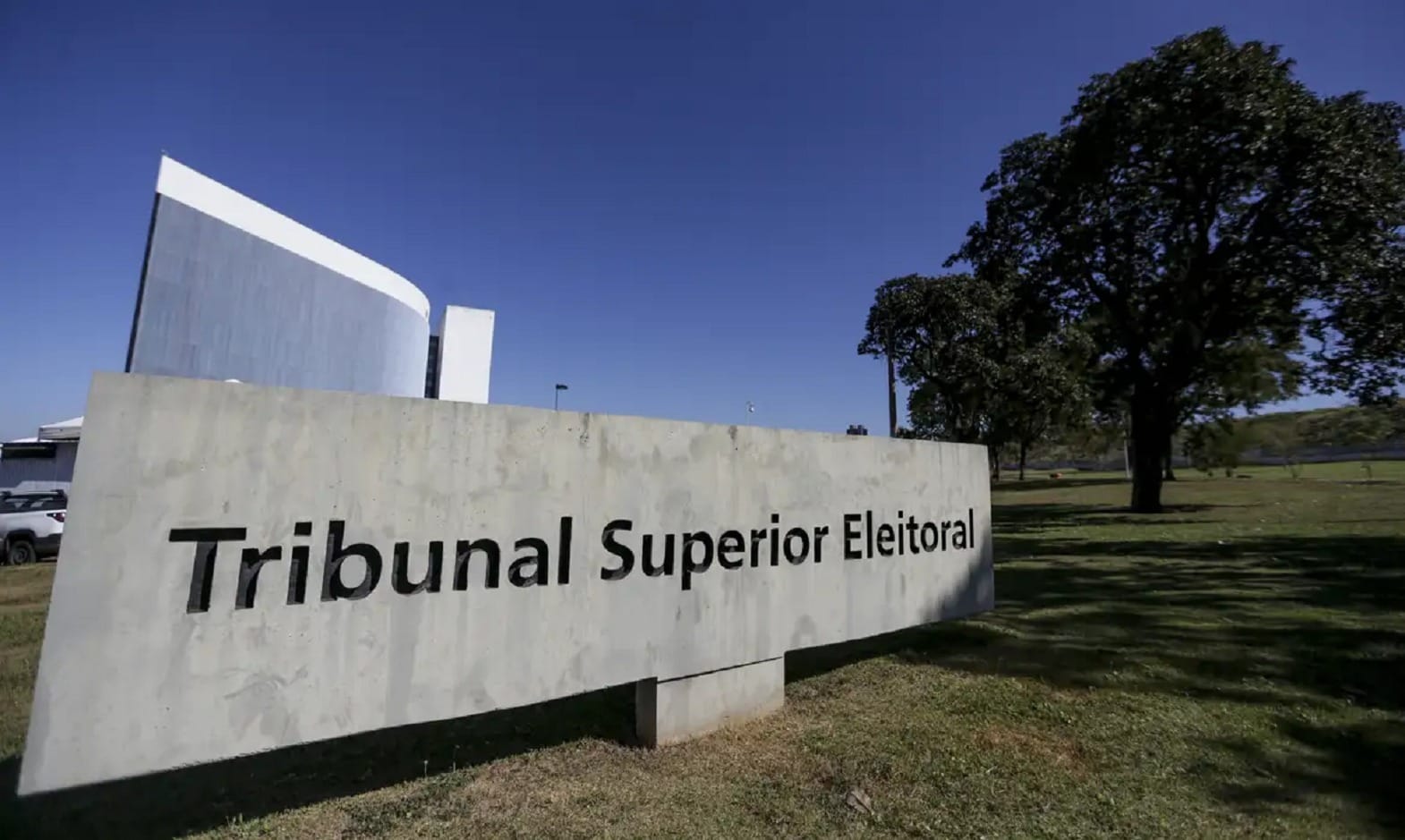 TSE orienta tribunais regionais a buscar apoio técnico contra desinformação