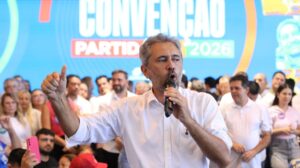 Imagem relacionada à reportagem: Elmano negocia últimas vagas da chapa antes de convenção com Lula