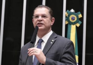 Imagem relacionada à reportagem: Contato dos EUA com líder do PL amplia alerta sobre soberania eleitoral