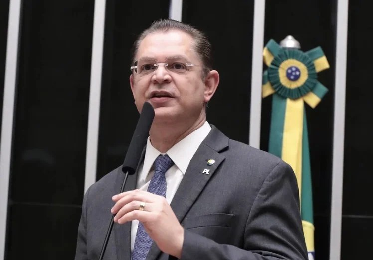 Imagem relacionada à reportagem: Contato dos EUA com líder do PL amplia alerta sobre soberania eleitoral