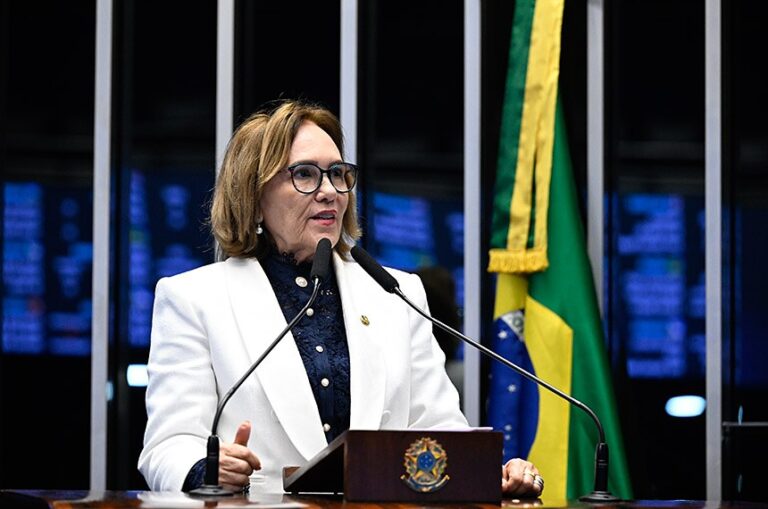 Senadora Zenaide Maia em pronunciamento no Senado Federal