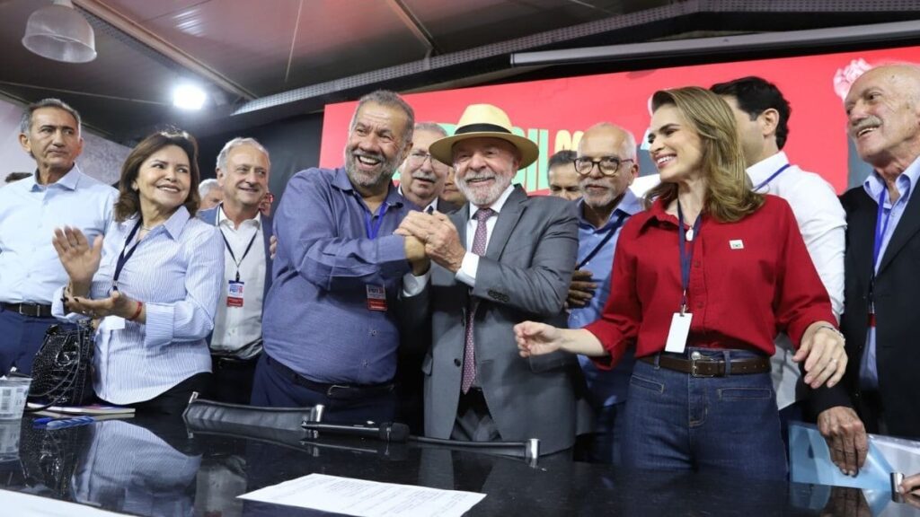 PDT oficializa apoio à reeleição de Lula em convenção nacional 1 PDT oficializa apoio à reeleição de Lula em convenção nacional