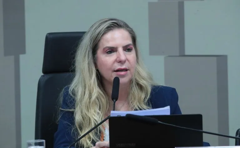 Luizianne propõe trabalho escravo como crime hediondo
