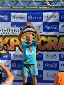 Médico e ex-vereador Dudé conquista 1º lugar em sua categoria na Corrida ExpoCrato