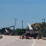 Equipe atua em trecho de rodovia com rede elétrica no Ceará