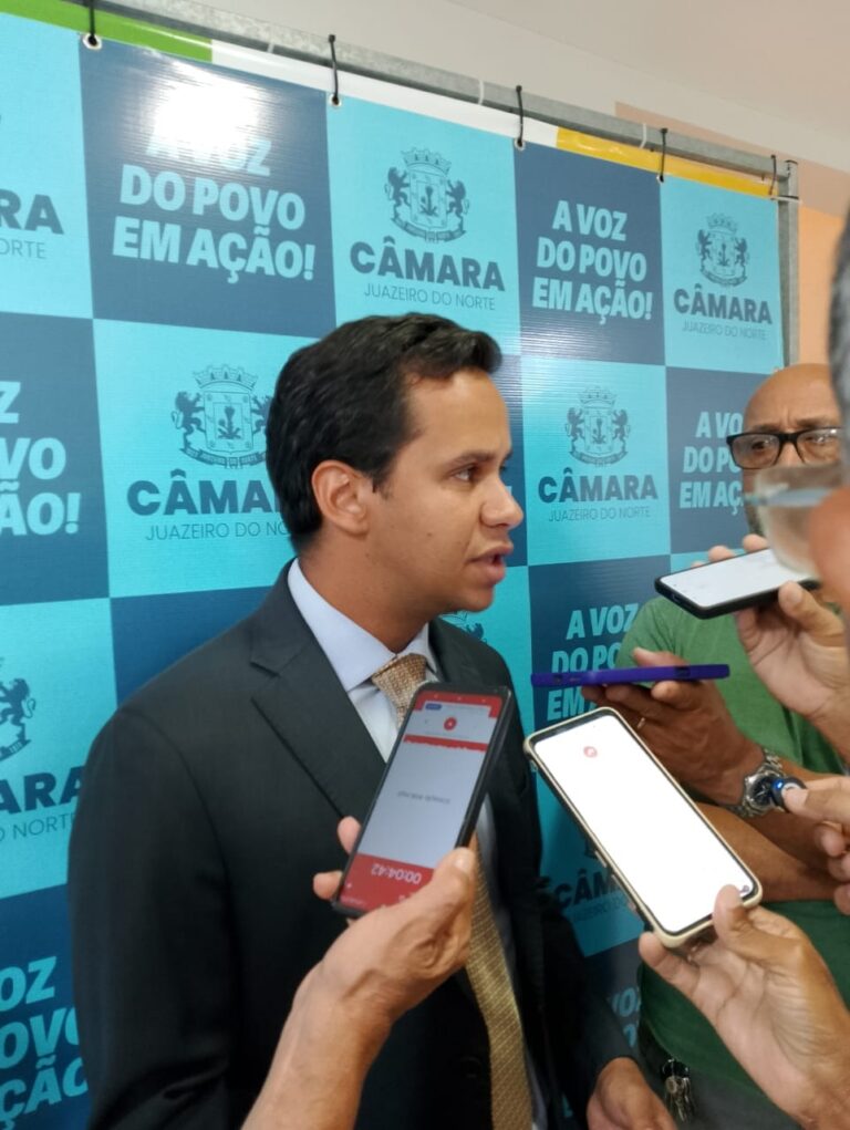 Felipe Vasques destaca os 115 anos de Juazeiro do Norte e ressalta papel do Legislativo no desenvolvimento da cidade 2 Felipe Vasques destaca os 115 anos de Juazeiro do Norte e ressalta papel do Legislativo no desenvolvimento da cidade