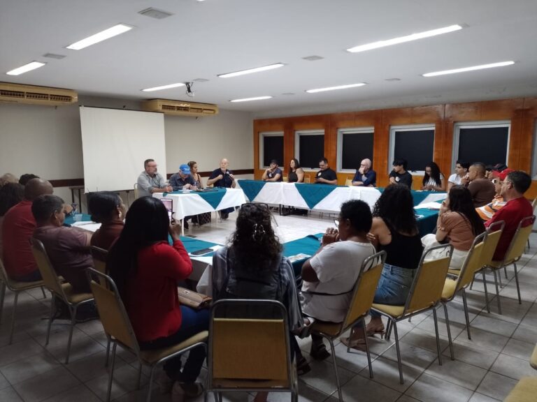 Encontro organiza as candidaturas de Inácio Arruda e Samuel Siebra na Região do Cariri