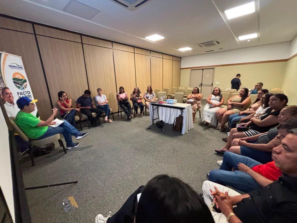 Deputado Pedro Lobo lidera Pacto Cariri Forte 2 p.11 Deputado Pedro Lobo lidera Pacto Cariri Forte