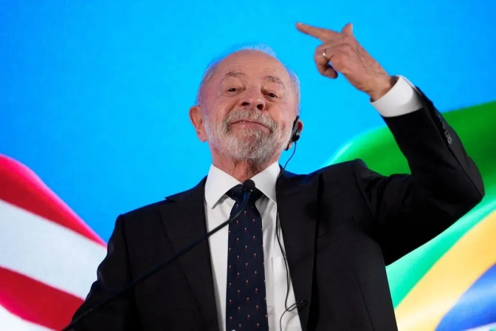 Coluna Panorama Político, Por Tarso Araújo 1 p.6 - PERDENDO ESPAÇO - COLUNA PANORAMA POLÍTICO