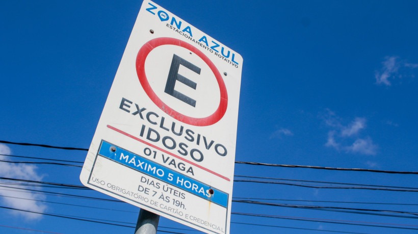 A derrota da falta de diálogo: Zona Azul é cancelada após pressão popular