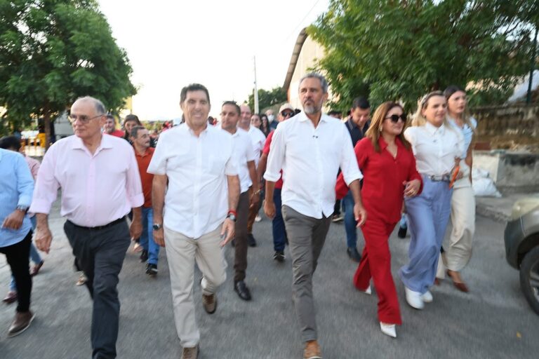 De Assis Diniz acompanha Elmano em visita a obras em Erere, Potiretama e Alto Santo 7 Imagem de De Assis Diniz acompanha Elmano em visita a obras em Erere, Potiretama e Alto Santo