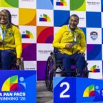 Nadadoras brasileiras celebram medalhas no Parapan-Pacífico em Walnut