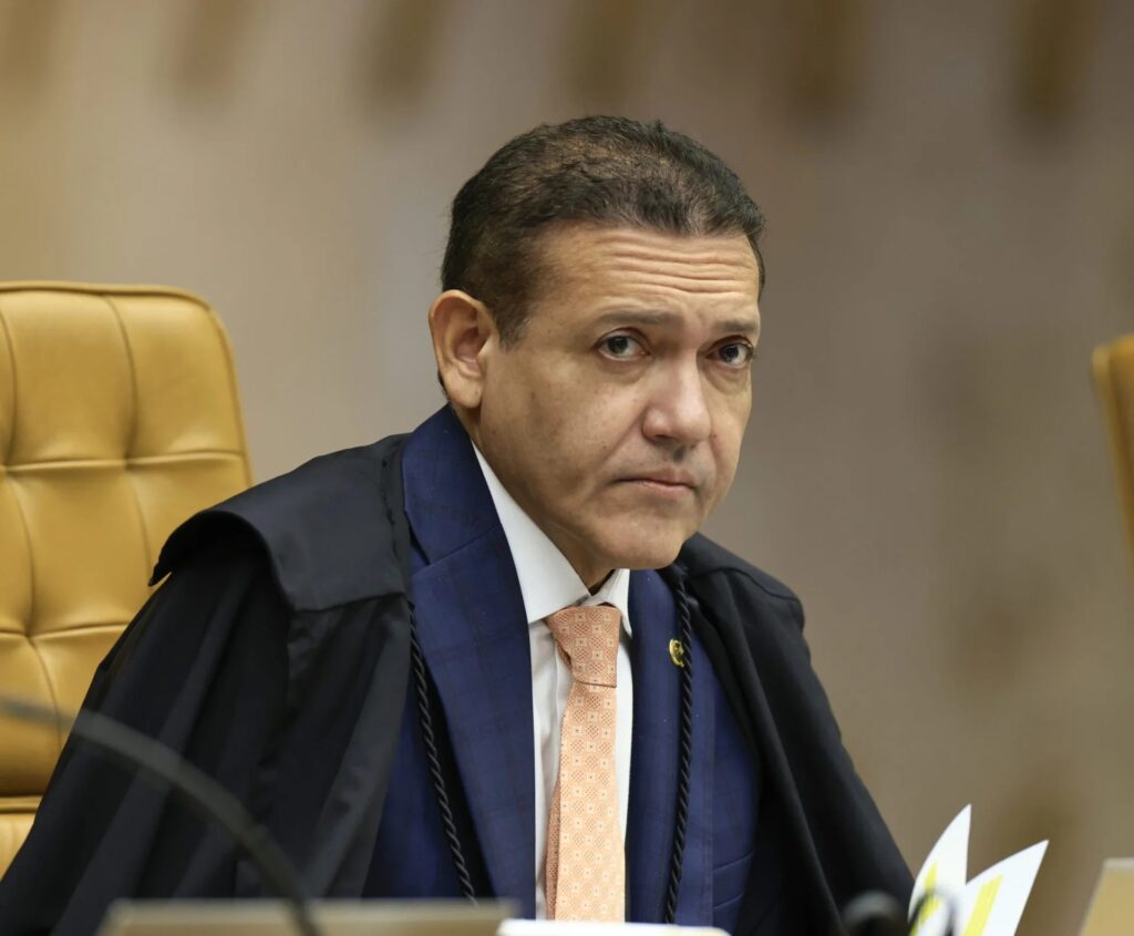 Presidente do TSE chama urna eletrônica de patrimônio da democracia 1 Imagem de apoio relacionada a defesa das urnas eletrônicas 2026