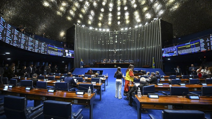 Disputa pelas vagas do Ceará no Senado entra na fase decisiva 1 Imagem de apoio relacionada a candidatos ao Senado Ceará 2026