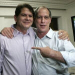 Ciro Gomes e Cid Gomes aparecem lado a lado em fotografia de arquivo