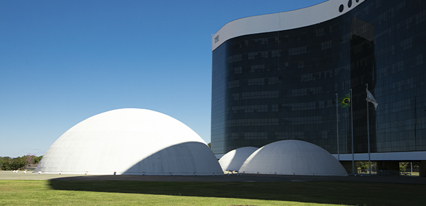 Fachada do Tribunal Superior Eleitoral em Brasília