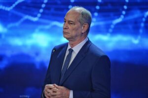 Ciro Gomes durante participação em debate político