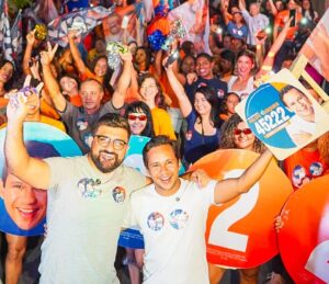 Felipe Vasques e Lukão durante atividade de campanha