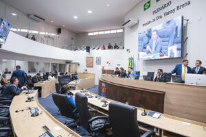 Câmara de Juazeiro retoma sessões ordinárias e aprova criação da Comenda “Embaixador do Padre Cícero”