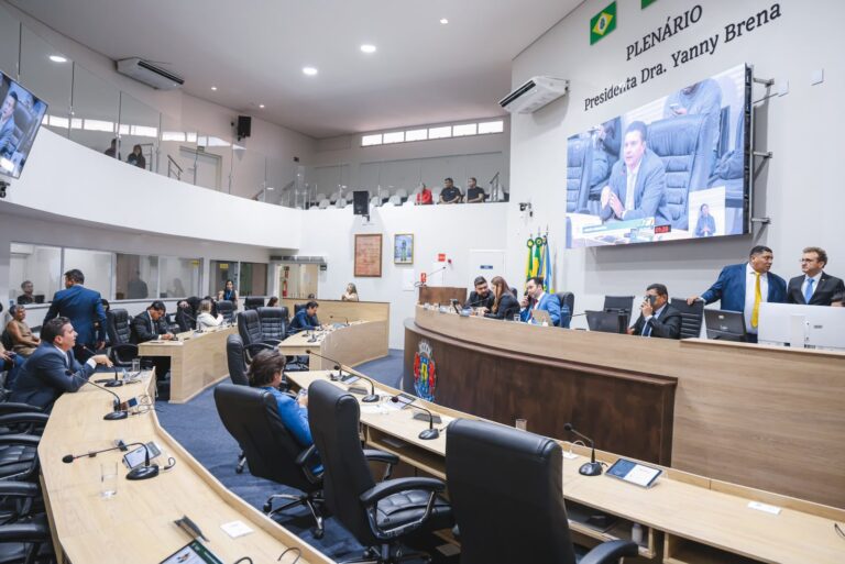Câmara de Juazeiro retoma sessões ordinárias e aprova criação da Comenda “Embaixador do Padre Cícero” 9 WhatsApp Image 2026-08-04 at 22.52.49