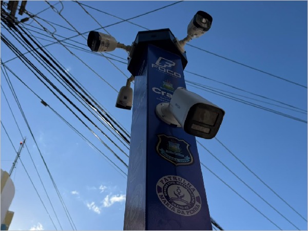 Crato amplia videomonitoramento e instala novo totem de segurança com botão de emergência na Praça São Vicente 8 WhatsApp Image 2026-08-05 at 07.01.46