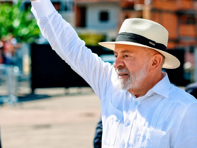 Governo Lula tem 46% de aprovação e 49% de desaprovação, indica BTG/Nexus