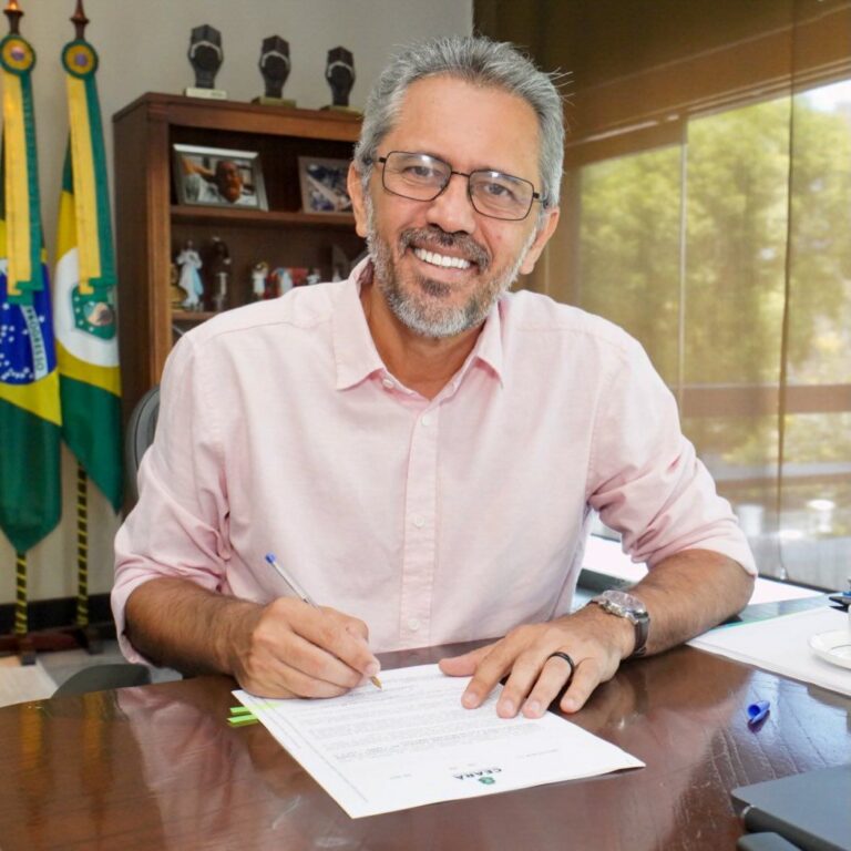 Elmano abre campanha com caminhada no Parambu, em Fortaleza, e visitas a Canindé, Juazeiro, Crato, Barbalha, Sobral e Itarema