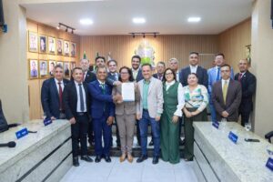 Câmara do Crato retoma trabalhos legislativos com assinatura de termo em defesa da primeira infância