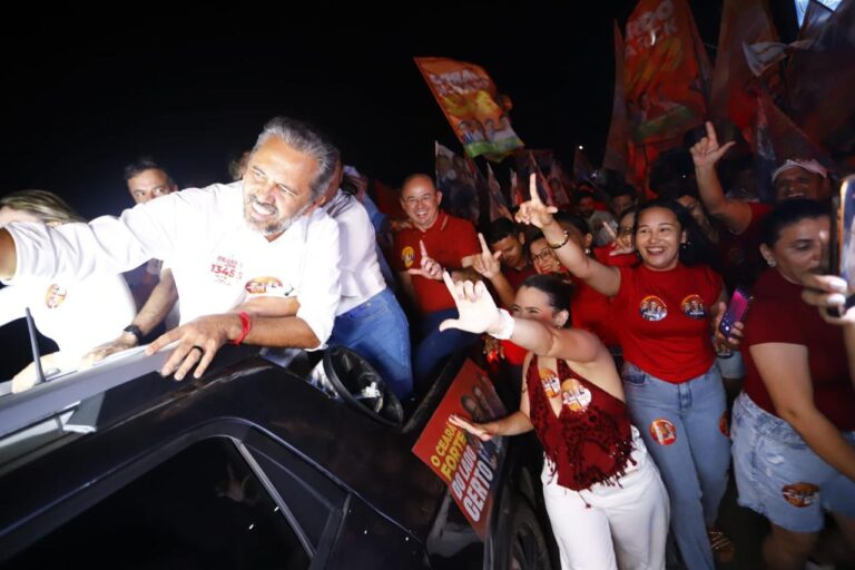 Carreata de Elmano  enche as ruas de Palhano e anima a população