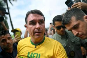 Datafolha expõe os limites de Flávio para herdar os votos da direita no 2º turno