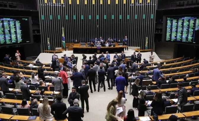 Imagem de apoio relacionada a recandidatura Câmara 2026