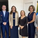 Representantes do TRE-CE e da Associação das Defensoras e dos Defensores Públicos do Ceará em reunião.