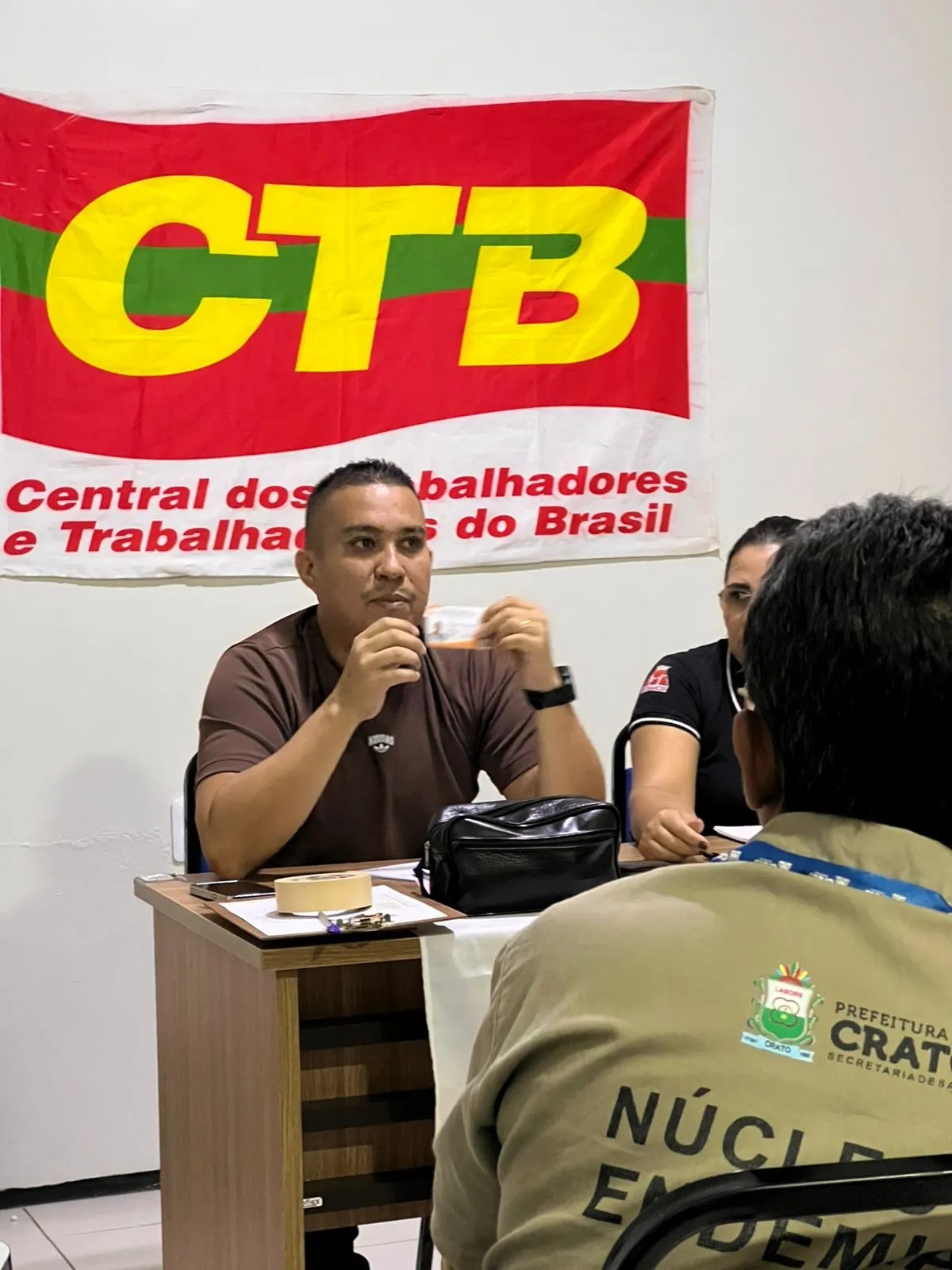 Reuniões com categorias e participação no Seminário Estadual da PEC 14 marcam a semana do SINDSMCRATO 2 Imagem complementar de Reuniões com categorias e participação no Seminário Estadual da PEC 14 marcam a semana do SINDSMCRATO