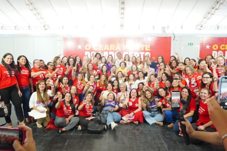 Elmano  se reúne com mulheres e destaca avanços nos últimos anos: “Acreditamos na participação feminina em espaços de decisão”