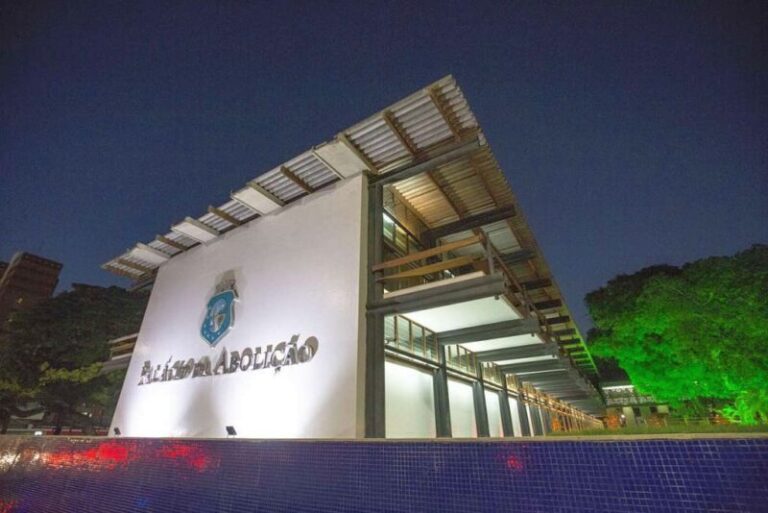 A um mês da votação, disputa pelo governo está em aberto – por Erivaldo Carvalho