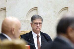 PGR apura possível interferência de Mendonça em relatório da PF que expôs Moraes