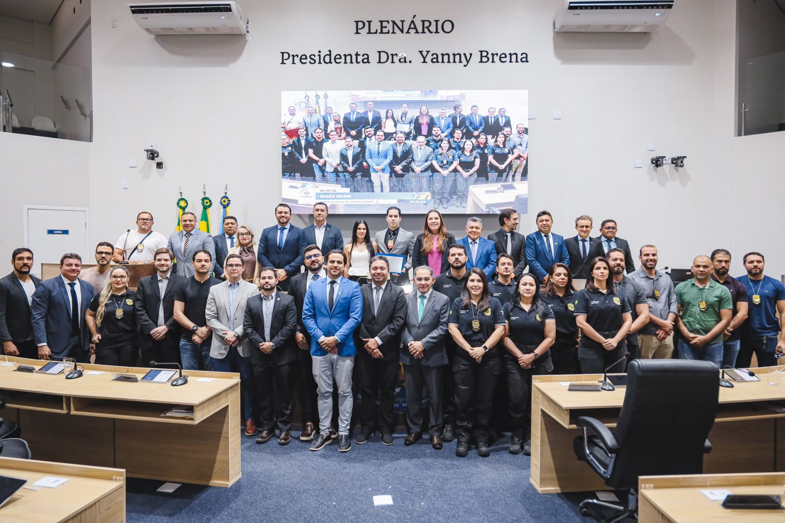 Câmara de Juazeiro do Norte homenageia delegado e debate demandas nas áreas de saúde, educação e infraestrutura 1 WhatsApp Image 2026 09 09 at 09.39.39