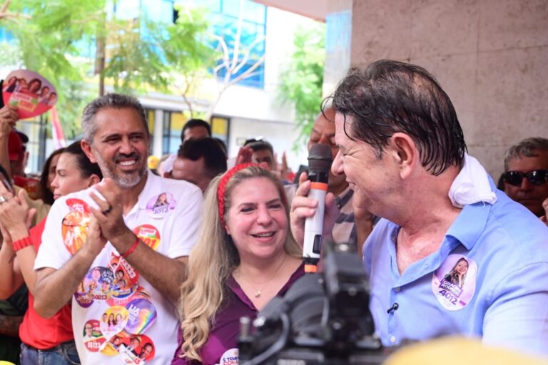 Cid volta a Sobral, berço de sua trajetória política, e, ao lado de Elmano, defende continuidade de projeto que levou o Ceará ao protagonismo nacional 1 WhatsApp Image 2026 09 14 at 08.22.15