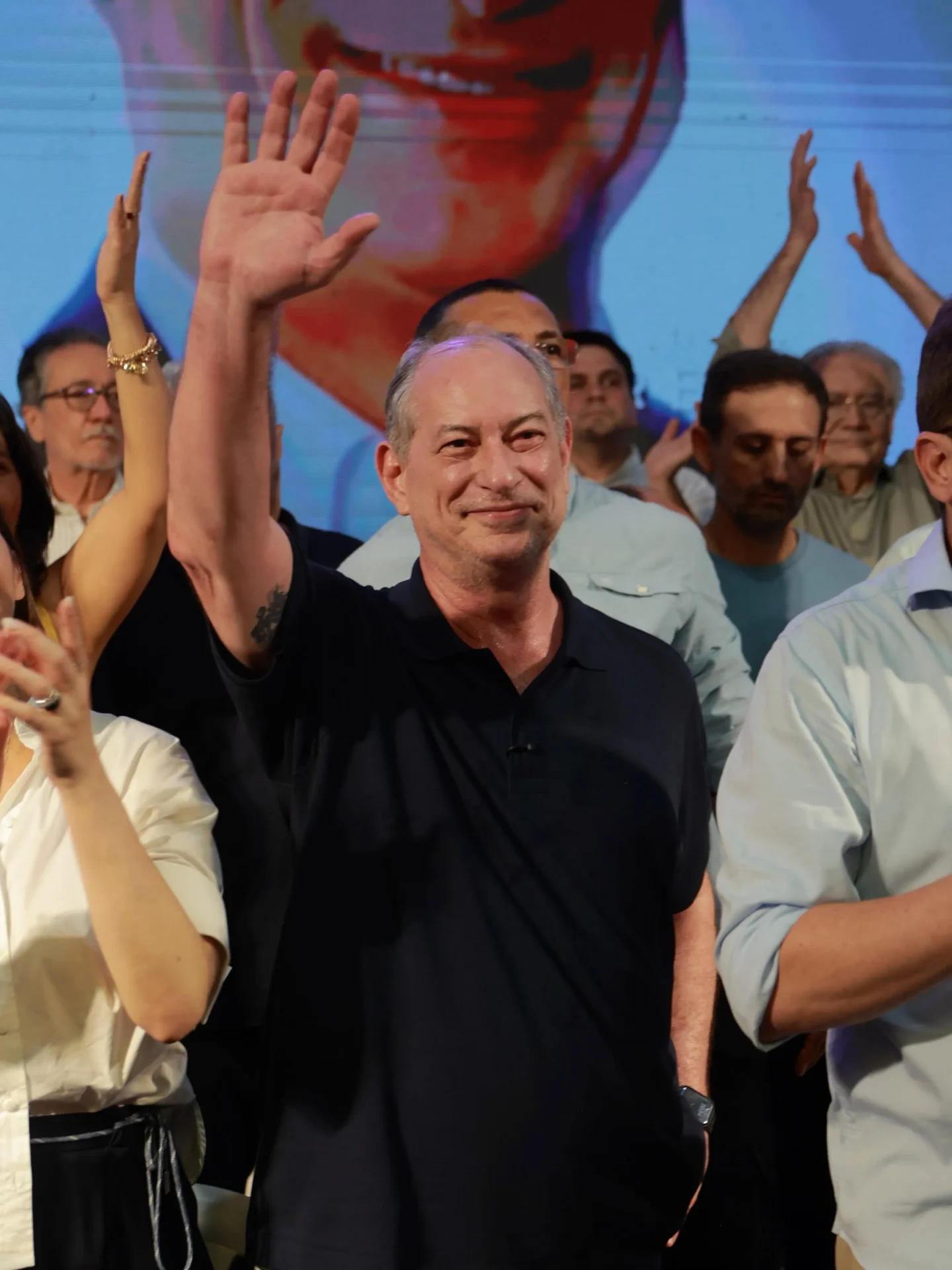 p16 Ciro fara carreata em Crato neste domingo 27