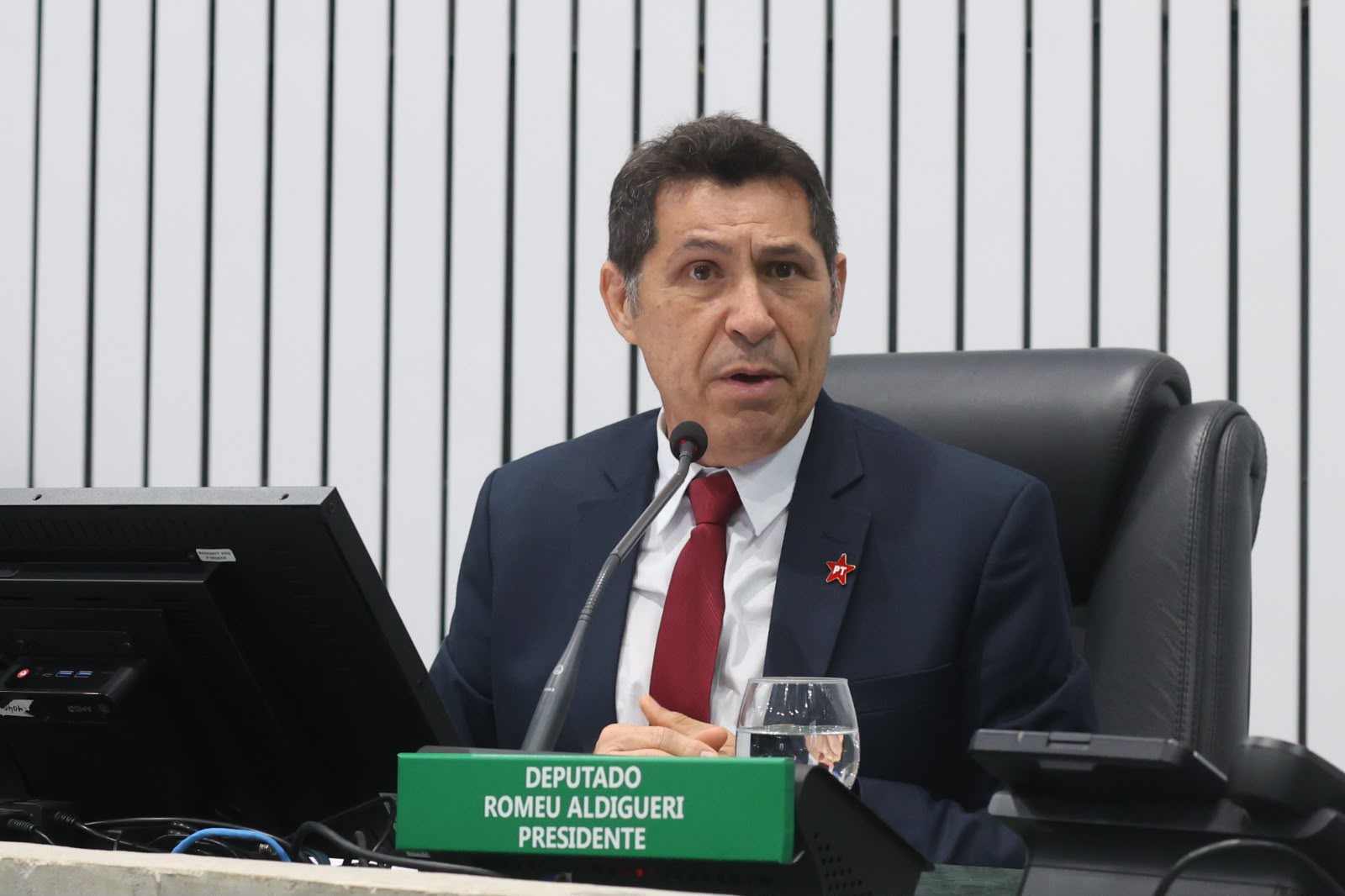 No primeiro pronunciamento pós eleições, De Assis Diniz agradece votação e apoios vindos de vários municípios 1 WhatsApp Image 2026 10 08 at 15.24.18