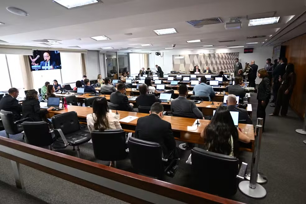CCJ do Senado conclui aprovação da PEC da Segurança; texto vai ao plenário 1 WhatsApp Image 2026 10 14 at 12.42.32