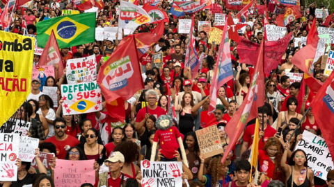 p05 manifestacoes em defesa de lula 01